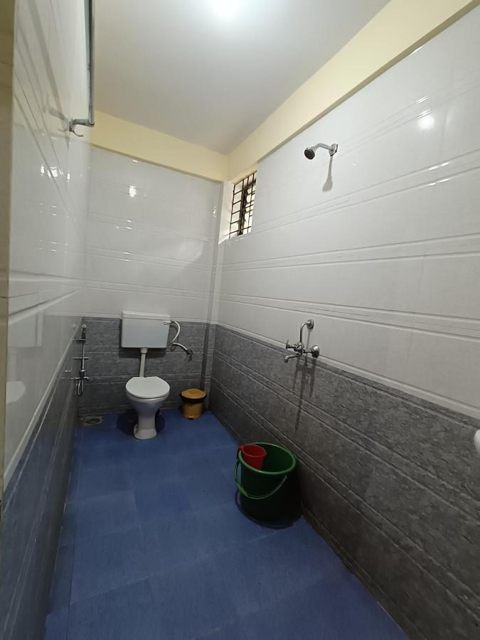 Est Hem Guesthouse Arambol Esterno foto